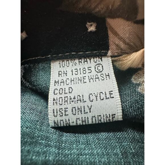 Pierre Cardin | Medium‎ | Hawaiian button front shirt - Picture 6 of 6